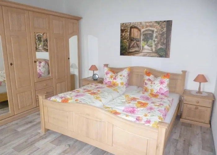 Im Vierseitenhof Linke Apartment *