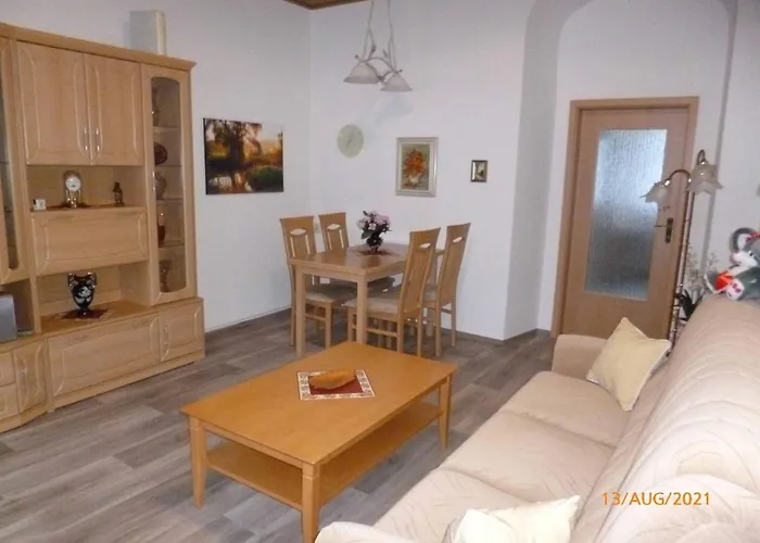 Im Vierseitenhof Linke * Annaberg-Buchholz